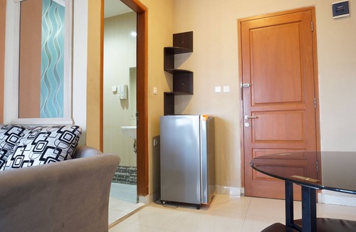 Cipete Utara Hotel | Residences by RedDoorz near Kemang Square