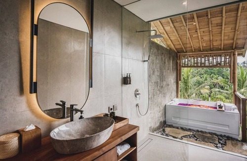Payangan Resort | Romantic 1BR Villa with Jacuzzi View Ubud