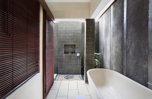 Tibubeneng Villa | Romantic Honeymoon Villa with Private Pool near Echo Beach, Canggu