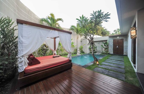 By Pass Ngurah Rai Villa | Romantic onebedroom villa near Airport