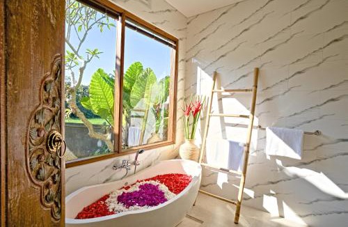 Melayang Villa | Romantic Villa in Ubud Private Pooll and Rice Fields View