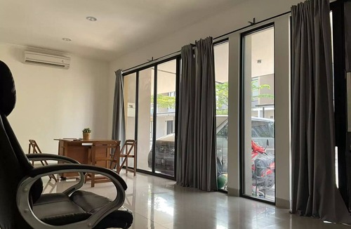 Cikokol House | Rumah baru didallas pik 2 dan free pembantu. Banyak wisata kuliner, klub, mall