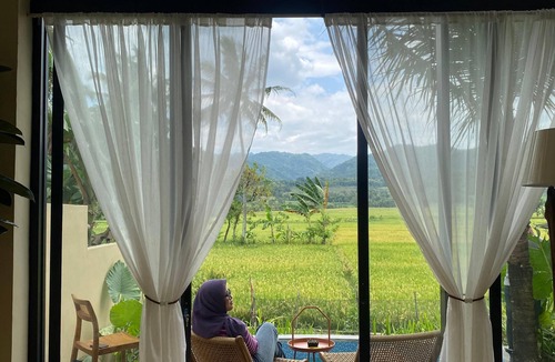 Banjarasri House | Rumah Rindu & Villas