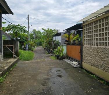 Bengkel Apartment | Rumah Risa