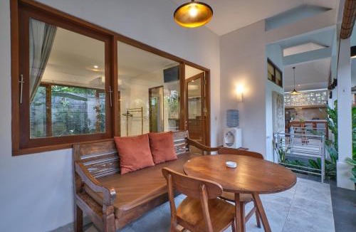 Petulu Villa | Rumah Taman Kutuh