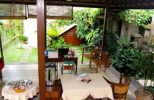 Melayang House | Rumah Taman Ubud - Sri Wedari