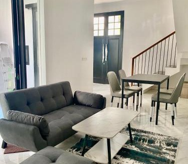 Oro Oro Ombo Villa | Sabrina Sweet Villa Batu - Jalan Kaki JTP1 JTP2 Secret Zoo