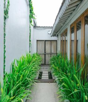 Depok Villa | Sampai Villa Nayan