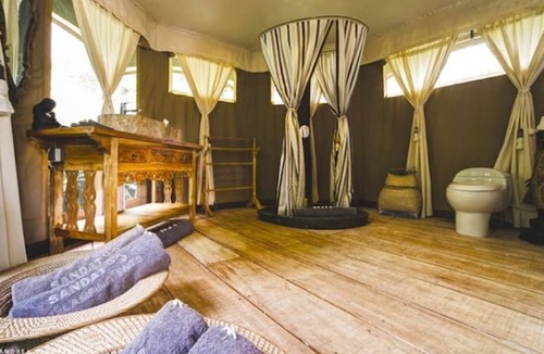 Kerobokan Bed & Breakfast | Sandat Glamping Tent Ubud Lumbung share pool