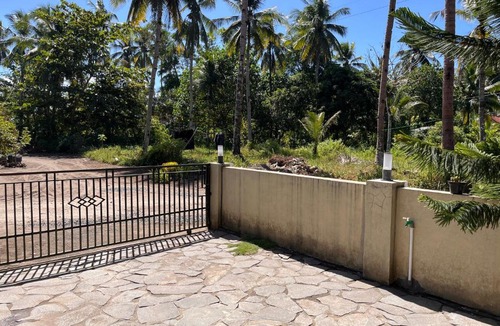 Batu Karas House | Sanghiang Homestay