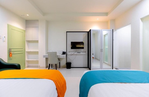 Ketintang Hotel | Sans Hotel 88 Andalan Surabaya by RedDoorz