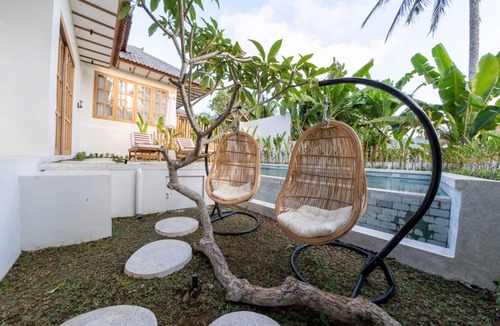 Singakerta Villa | Semiramida Villa by EVDEkimi – Elegant 2BD w/pool, open-air bath, patio - Long stay extras