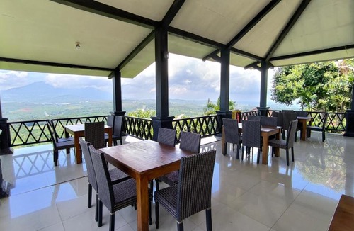 Salatiga Hotel | Senja Kita Glamping
