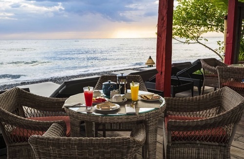 Purwakerti Cottage | SERAYA Ocean View Cottage