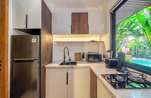 Ubud City-Centre House | Serene 1BR Stay in Ubud w Pool & Private Kitchen