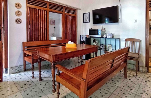 Prawirotaman Villa | Serene 2-bedroom villa with AC in welcoming Jogja
