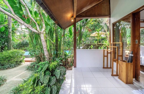 Penestanan House | Serene Ubud 1BR w Pool & Lush Garden, Top Location
