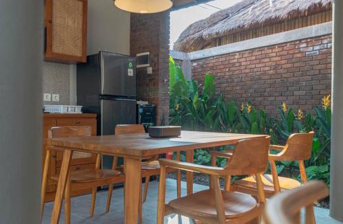 Purwakerti Villa | Serenia Villas Amed - Private Pool Villa Near Amed Beach