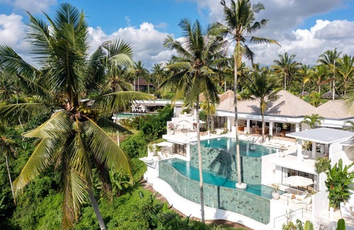 Melayang Villa | SERENITY