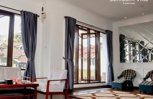 Cipanas Villa | Sierra by Semusim Villa