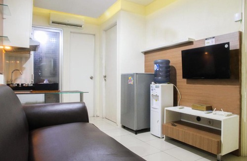 Pancoran Apartment | Simply Minimalist 2BR Apartment at Kalibata City Residence By Travelio