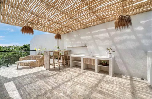 Kutuh House | Snow White Villa 2 3-Bedroom Haven near the Beach