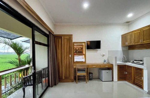 Nyambu House | Spacious 1BR retreat in Tabanan