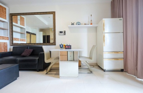 Grogol Utara Apartment | Spacious 2BR Bellezza Apartment