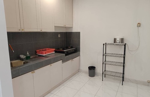 Condongcatur Apartment | Spacious 3-bedroom apartment with AC in serene Jogja