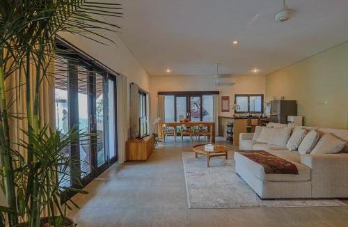 Peliatan Villa | Spacious 3BR Family Villa with Pool-Villa Makrando