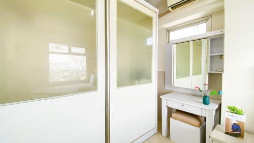 Pluit Apartment | Spacious and Homey 3BR at Green Bay Pluit Apartment By Travelio