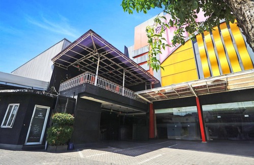 Malang House | Spacious Family Suite with Free WiFi and Parking