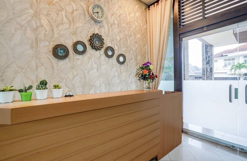 Padang House | Spacious Triple Suite for Groups with Free WiFi