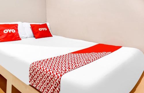 Karawang Hotel | SPOT ON 91336 Guesthouse Tarumanegara