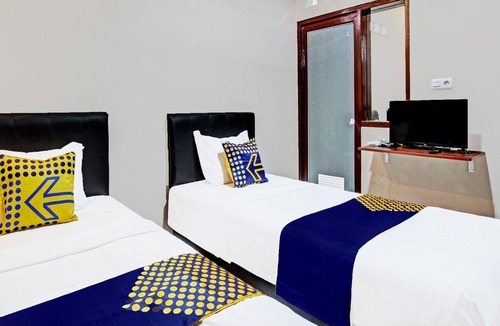 Purwokerto Hotel | SPOT ON 91932 Guest House Mustika Syariah Near alun alun kota purwokerto