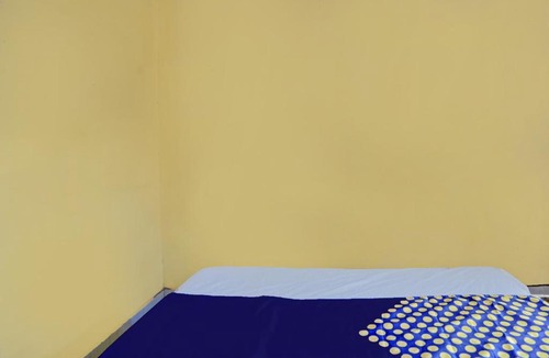Banyuwangi Hotel | SPOT ON 92475 Rc Homestay Syariah