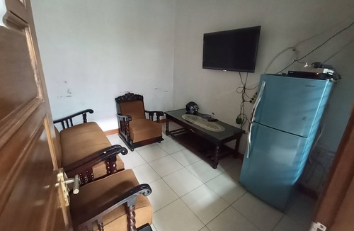 Sukabumi Hotel | SPOT ON 92532 Penginapan Hj Lilis Syariah