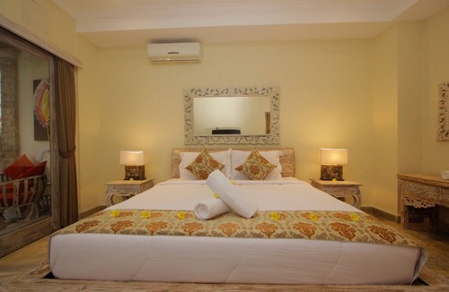 Pejeng Kawan Villa | Sri Permana Villa 4 bedroom with private pool