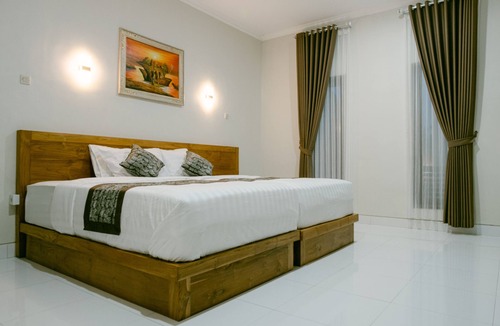 Keramas House | Sriwedari House Keramas