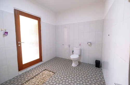 Keramas House | Sriwedari House Keramas