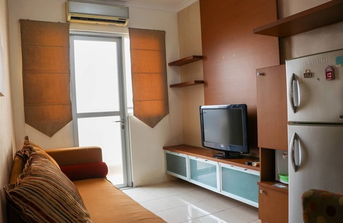 Old Jakarta Apartment | Strategic 2Br At Maple Park Sunter Apartment