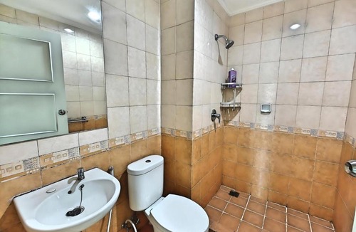 Kelapa Gading Barat Apartment | Strategic 2BR Gading MOI Apt Wi-Fi, Pool & Gym