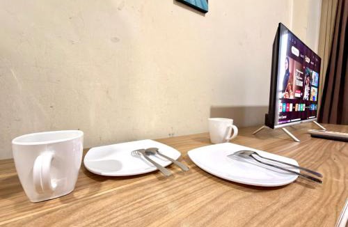 Depok Apartment | Strategic & Cozy Studio Apt at Margonda Depok by Ls