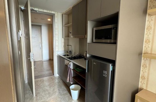 Pantai Indah Kapuk Apartment | Studio Apartment - Gold Coast PIK, Jakarta Utara