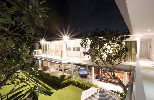 Jimbaran Bay Villa | Stunning 2-story modern white beach villa, Jimbaran Bay, Bali
