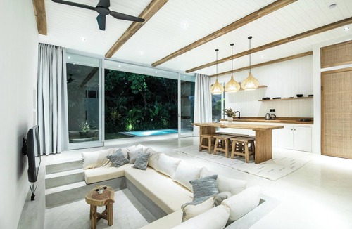 Pecatu Villa | Stylish 2BR Villa, 5min to Bingin's Beach Bliss