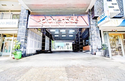 Cipaganti House | Stylish DBL Suite Escape W/Free WiFi and Parking