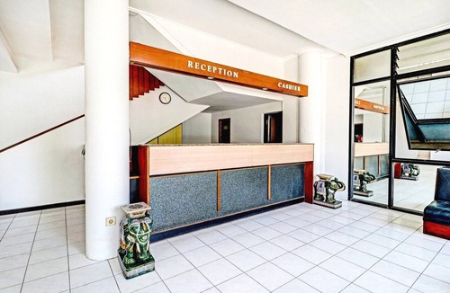 Malabar House | Stylish DBL Suite Escape W/Free WiFi and Parking