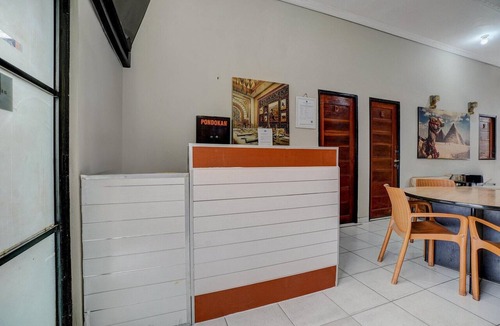 Old Jakarta House | Stylish DBL Suite Escape W/Free WiFi and Parking