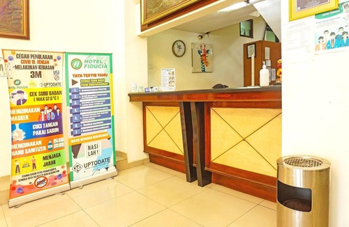 East Jakarta House | Stylish DBL Suite Escape W/Free WiFi and Parking